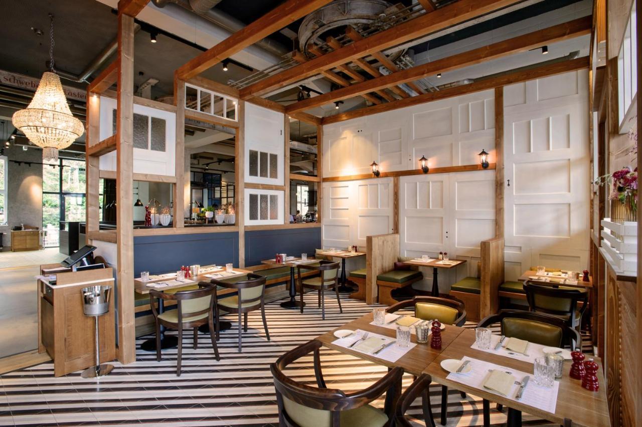 Das James Flensburg Bagian luar foto Interior of the restaurant