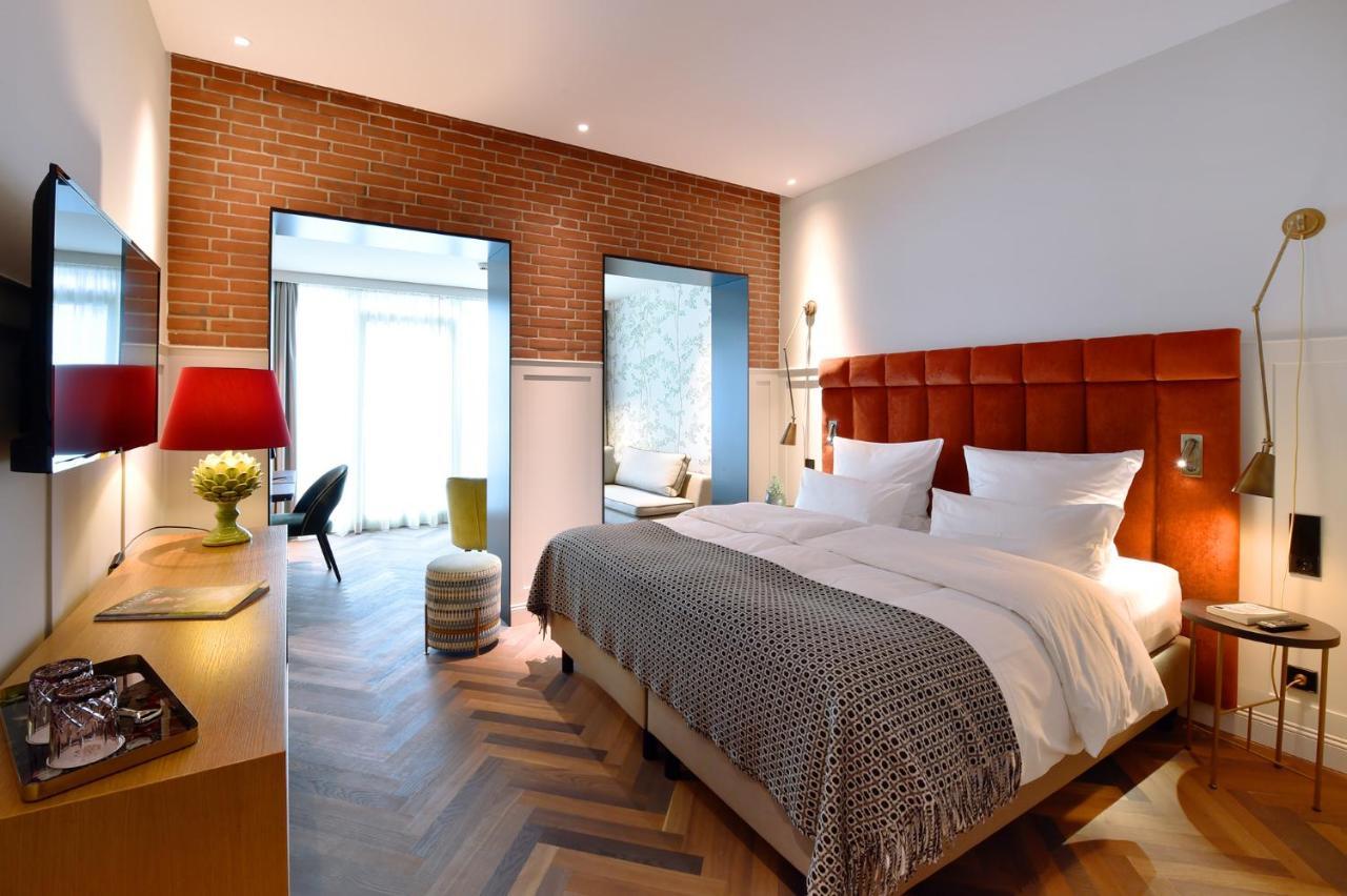 Das James Flensburg Bagian luar foto Deluxe room