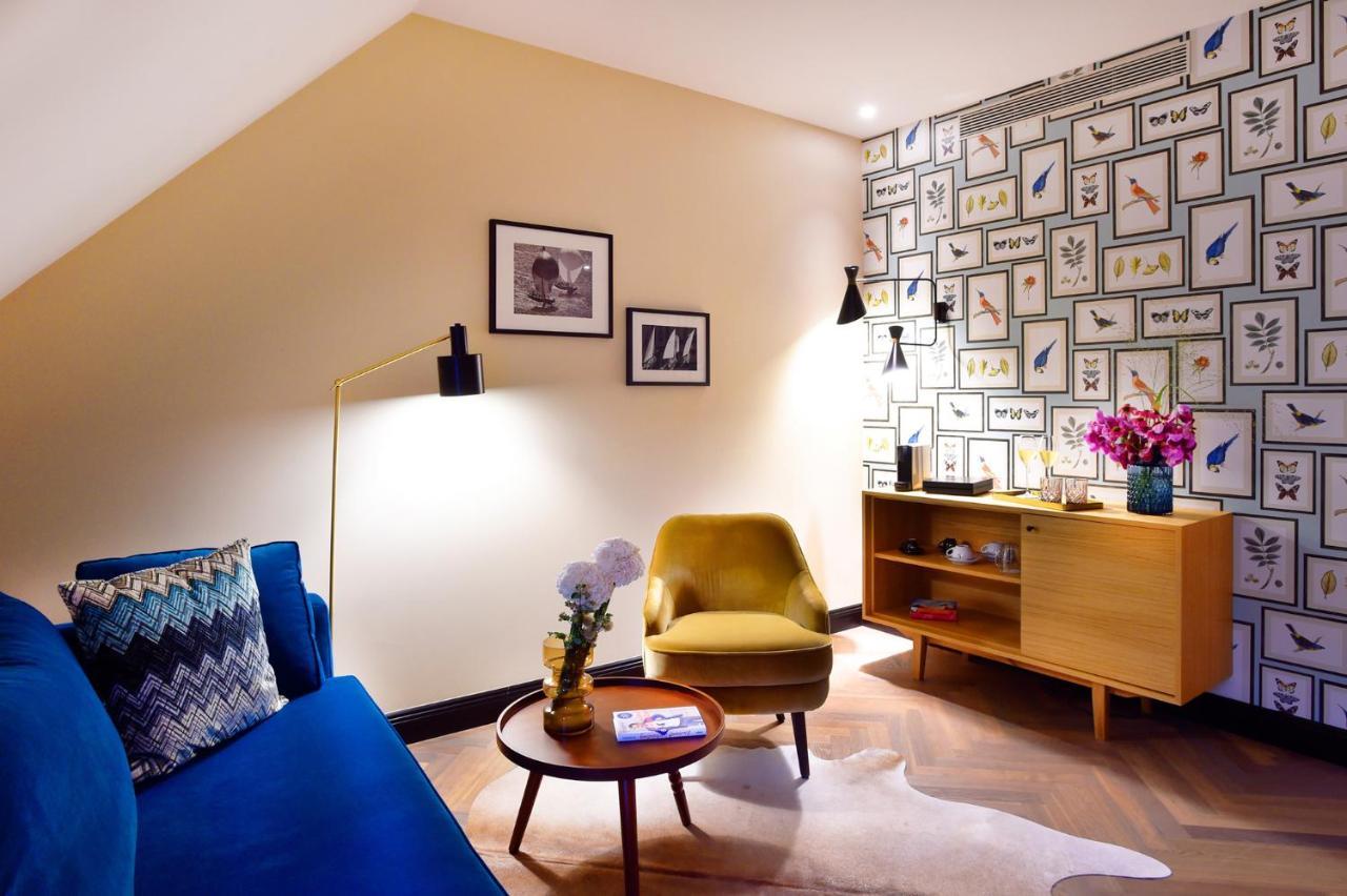 Das James Flensburg Bagian luar foto A suite at the hotel