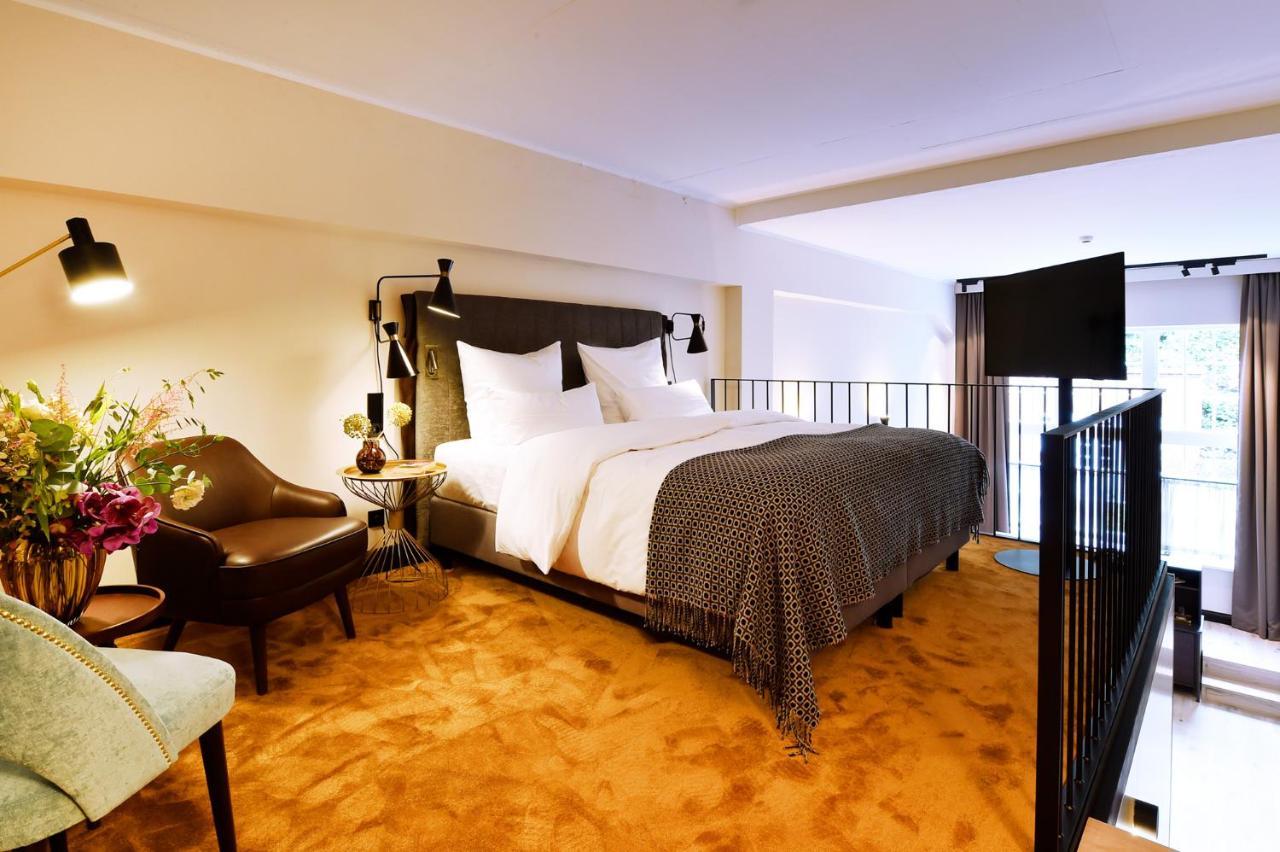 Das James Flensburg Bagian luar foto A room at the hotel