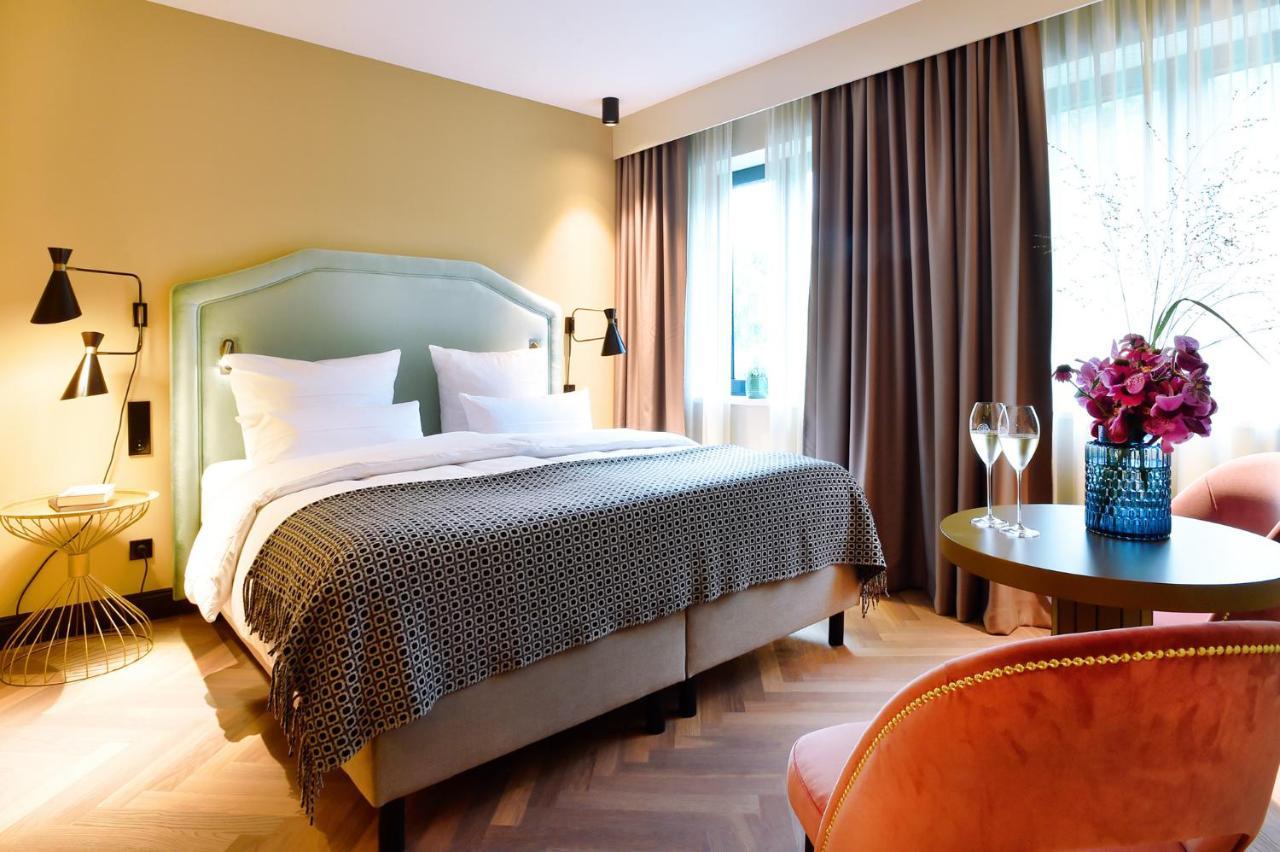 Das James Flensburg Bagian luar foto Deluxe room